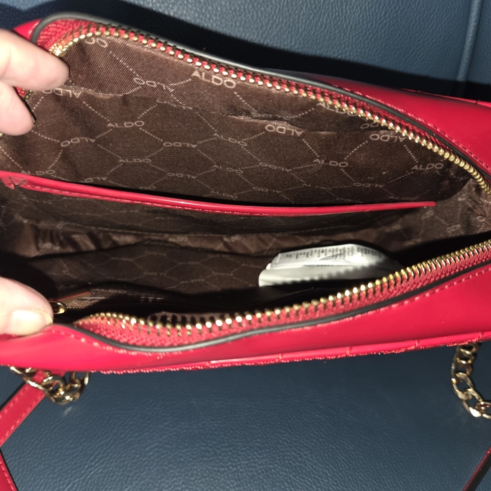 Aldo Scarlet Quilted Crossbody Bag - Picture 4 of 5